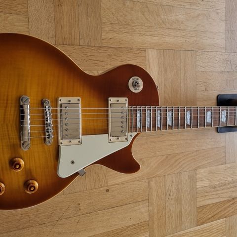 Epiphone ( Gibson) Les Paul Standard Plus Top Pro Honeyburst