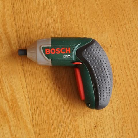 Bosch Ixo, liten elektrisk skrutrekker