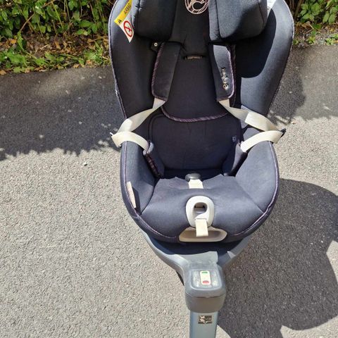 Flott Cybex, Sirona S i-Size, Deep Black bilstol