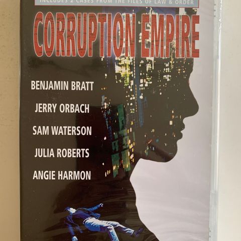 Law & Order - Corruption Empire (ny i plast), norsk tekst