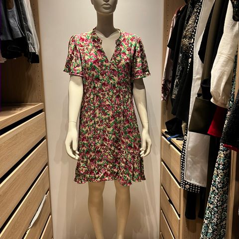 5 blomstrete kjoler str. 36 🌻 ICHI, Only, H&M sommerkjole pakke 🌸