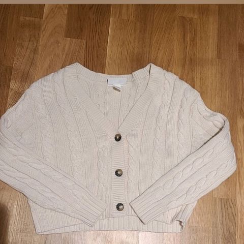 Kort Cardigan Fra Monki