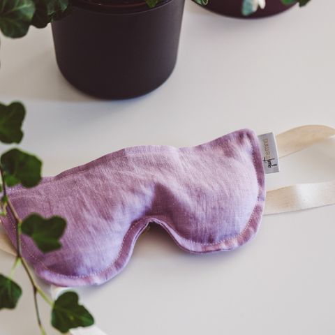 Sovemaske, håndsydd i lin, duftende av patchouli/lavendel