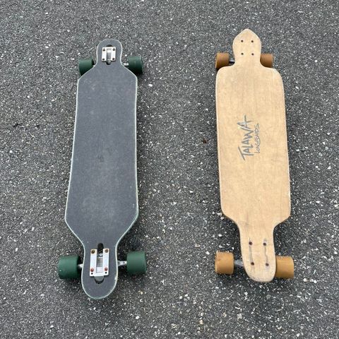 2 stk. skateboard kr. 200,- pr. stk.