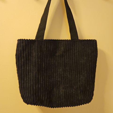 Ny Svart veske / totebag