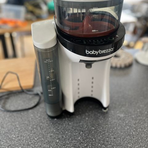 Baby Brezza Formula Pro