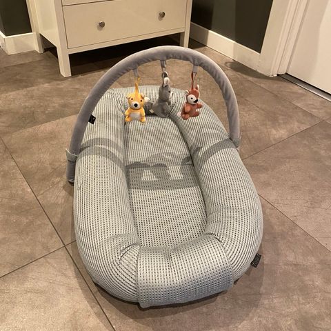 Yngri babynest mesh grey