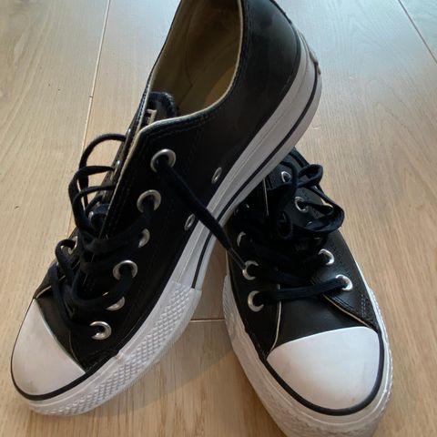 Chuck Taylor plattform Converse i skinn, str. 37