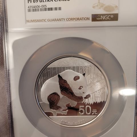2016 Panda 150 gram PF 69 Ultra Cameo Gradert Proof Sølv
