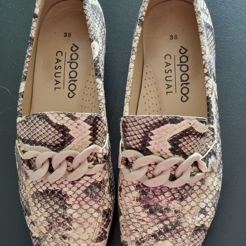Sapato skinn sko med slangeskinnsmønster