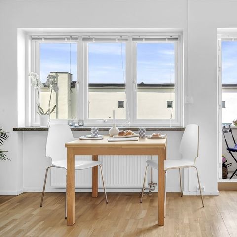 IKEA Bjursta Kjøkkenbord