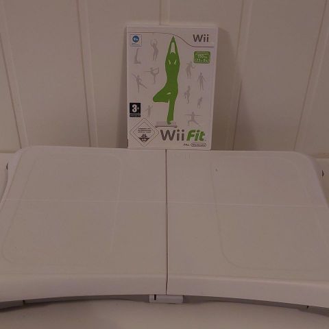 Nintendo Wii Fit med balansebrett
