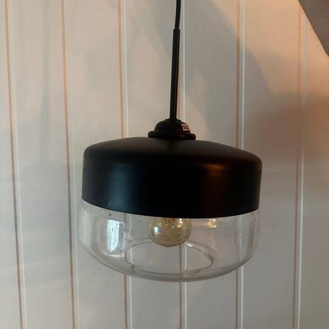 Lampe i sort/glass