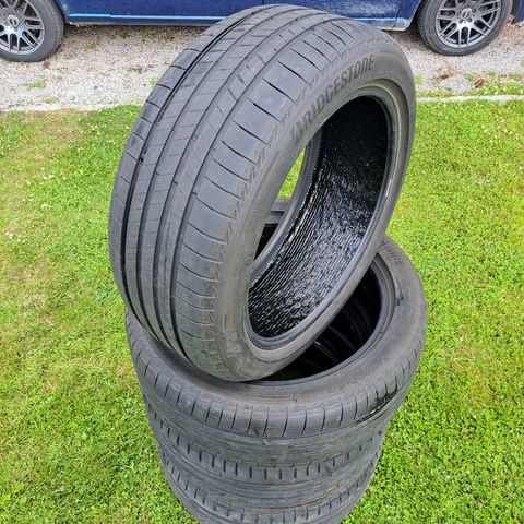 Sommerdekk 235/55R20 Bridgestone (2020) 5mm.