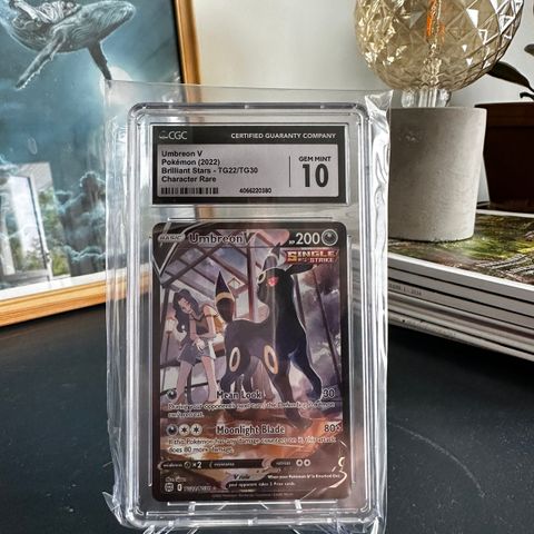 Umbreon TG22/TG30 Brilliant Stars CGC 10