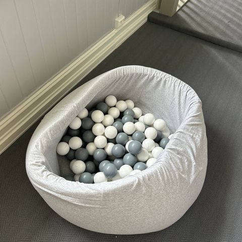 Misio ballbinge 300kr