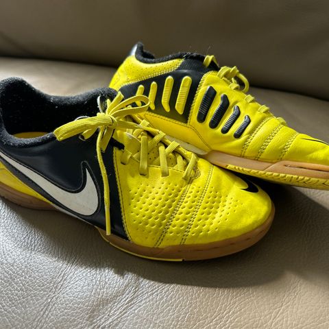 Nike sko str 36,5