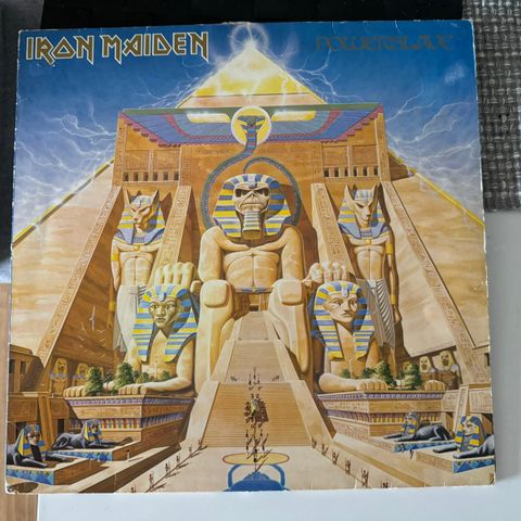 Iron Maiden  "Powerslave", LP fra 1984.