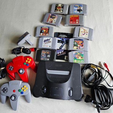 Nintendo 64 med 10 spill