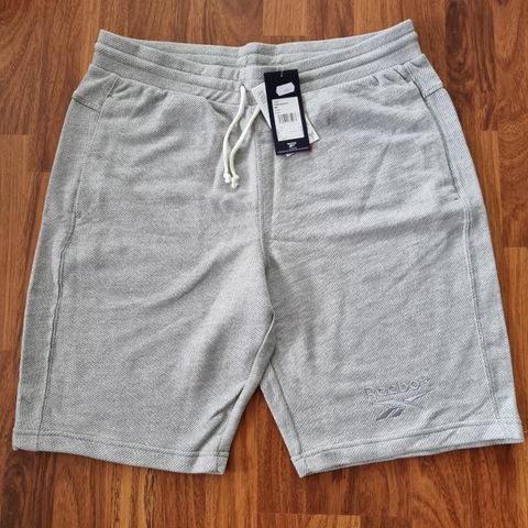 Reebok grå shorts