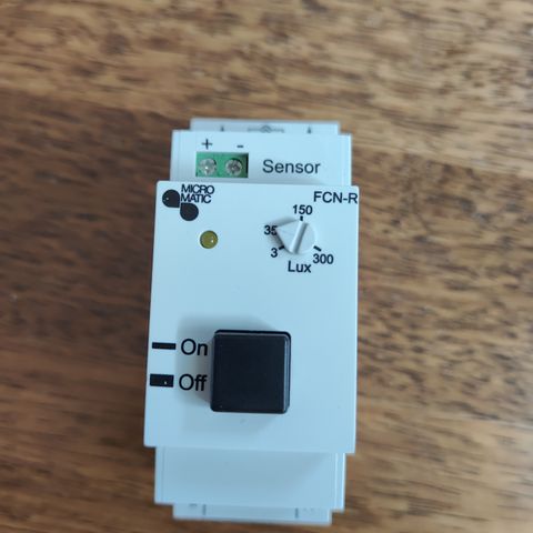 MicroMatic FCN-R til lys styring selges!