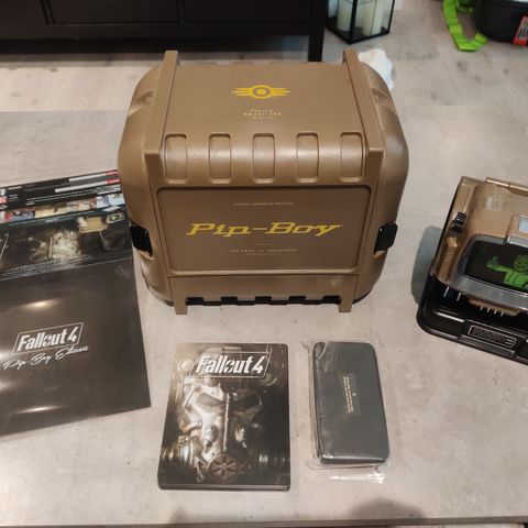 Pip-boy fallout 4 collector edition