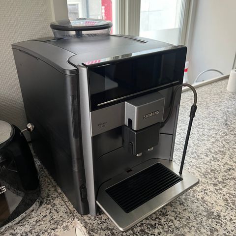 Kaffemaskin - Siemens EQ.6 plus s100