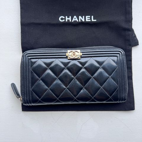 Chanel boy zip around long wallet