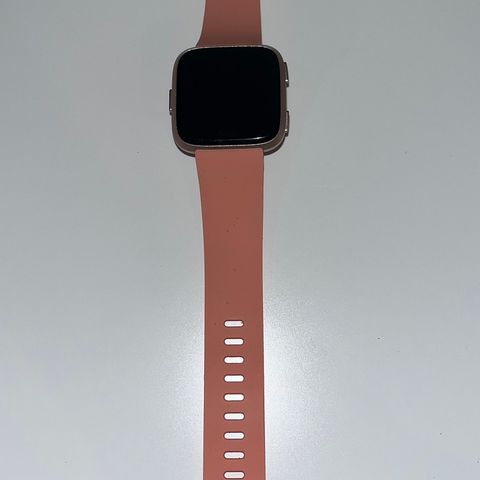 Fitbit Versa FB505