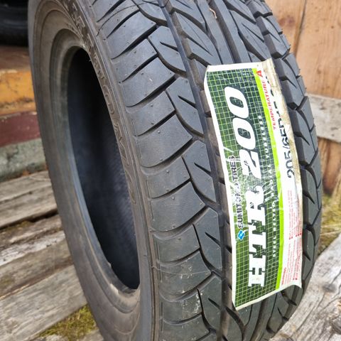 1 stk Sumitomo sommerdekk  205/65r15 94H