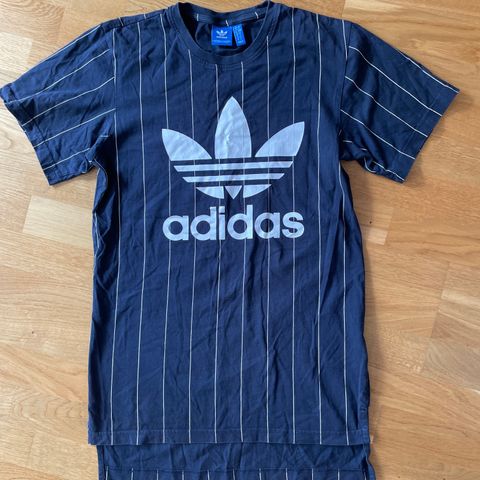 Adidas 3 stripes t-skjorte lang