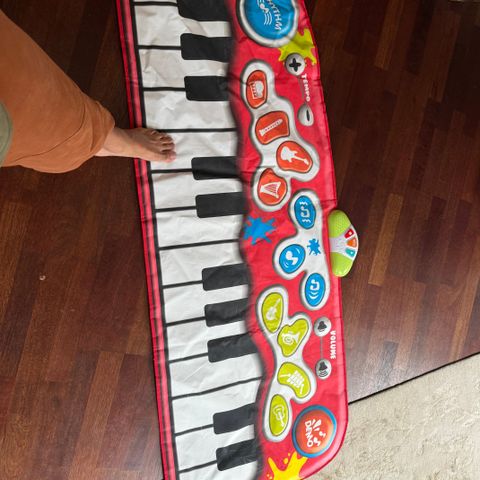 Baby gulv piano