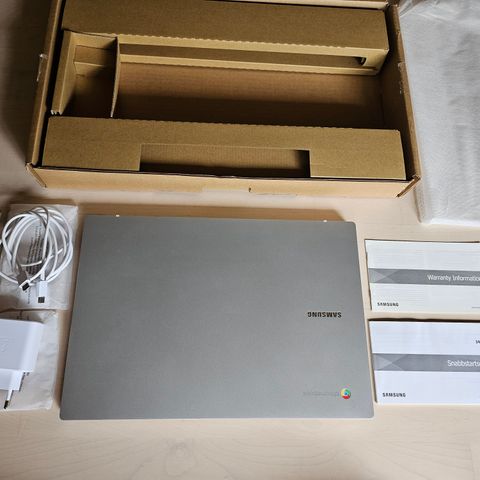 Samsung Chromebook Go 14"