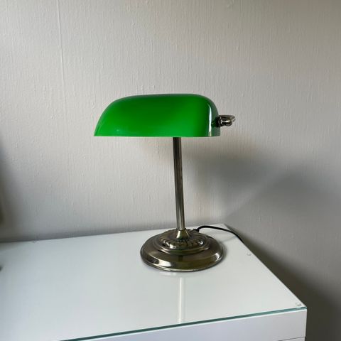 Retro bordlampe med grønn kuppel