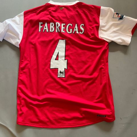 Arsenal hjemmedrakt 2007-08 sesongen - nr. 4 Fabregas - str. Medium
