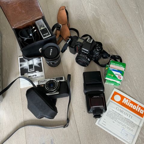 Filmkamera + utstyr (Nikon,)