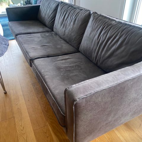 Supergod sofa