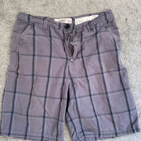 Burton shorts