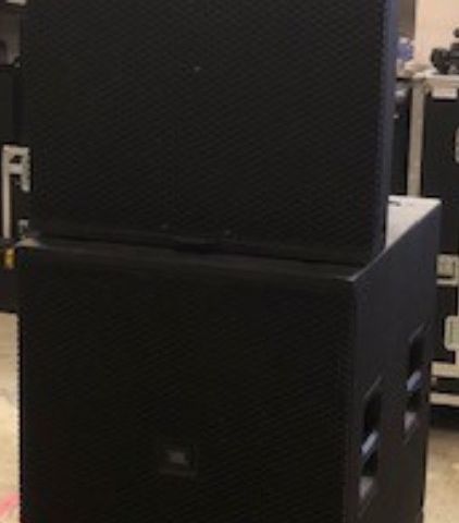 JBL VTX F35/95 og F18s med forsterkere