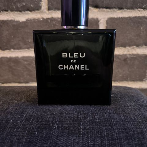 Bleu de Chanel EDT Stor flaske!  ca 35-40ml / 150ml igjen