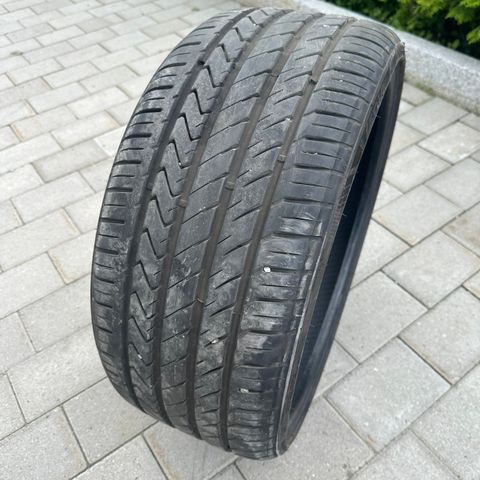 Helårsdekk / sommerdekk 235/30r20