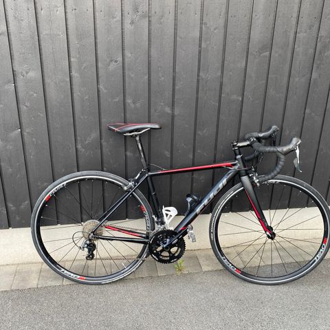 Fuji Roubaix 1.5 landeveissykkel