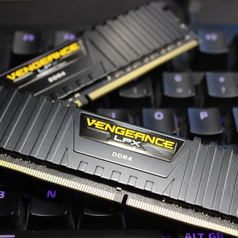 16GB (2x8GB) Corsair Vengance LPX 2400MHz DDR4