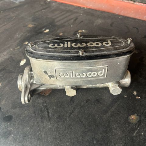 Wilwood master Cylinder