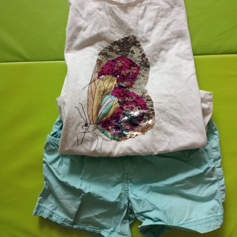 T-shirt og shorts til jente, størrelse 122-128