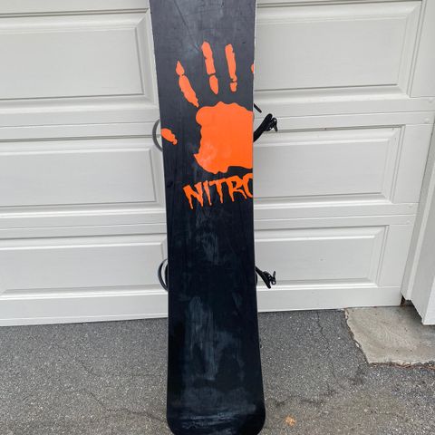 Tango Nitro snowboard med bindinger 165 cm