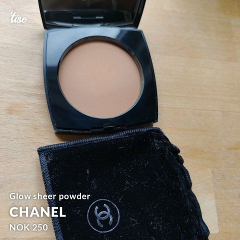 Chanel glow sheer powder