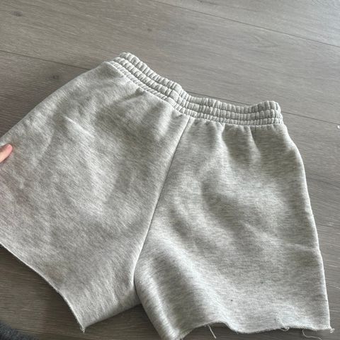 Kose-shorts i grå