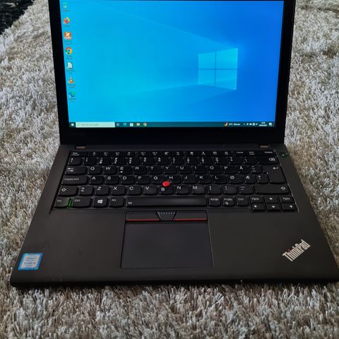 Strøken Lenovo Thinkpad X270, i5-6200U 2,3 GHz, 256 GB SSD, 16 GB DDR4 12,5" FHD