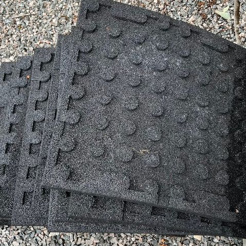 Gummifliser 20 stk ( 50x50x3 cm svart)